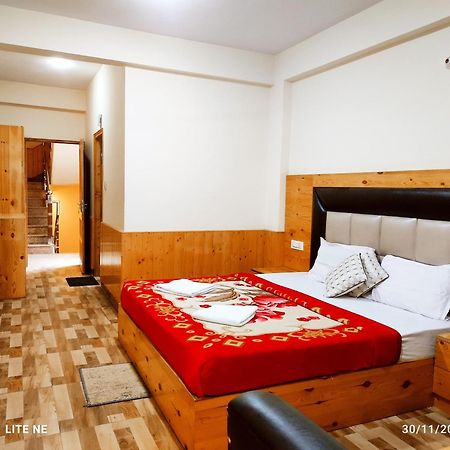 Hotel Anchal Residency Manali Eksteriør billede